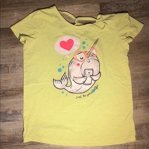 T-shirt with walrus says just be yourself💚💚💚